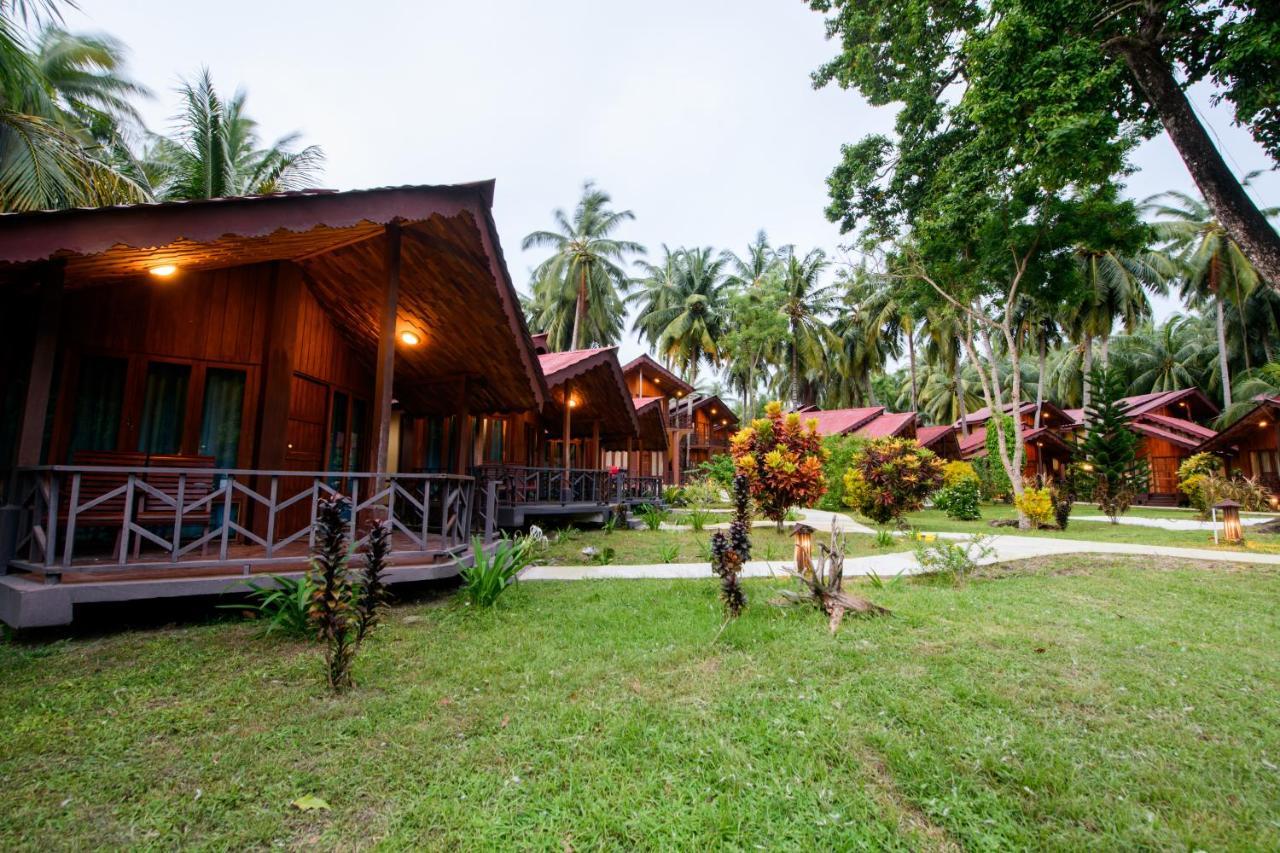 Silver Sand Beach Resort Neil Lakshmanpur Exterior foto